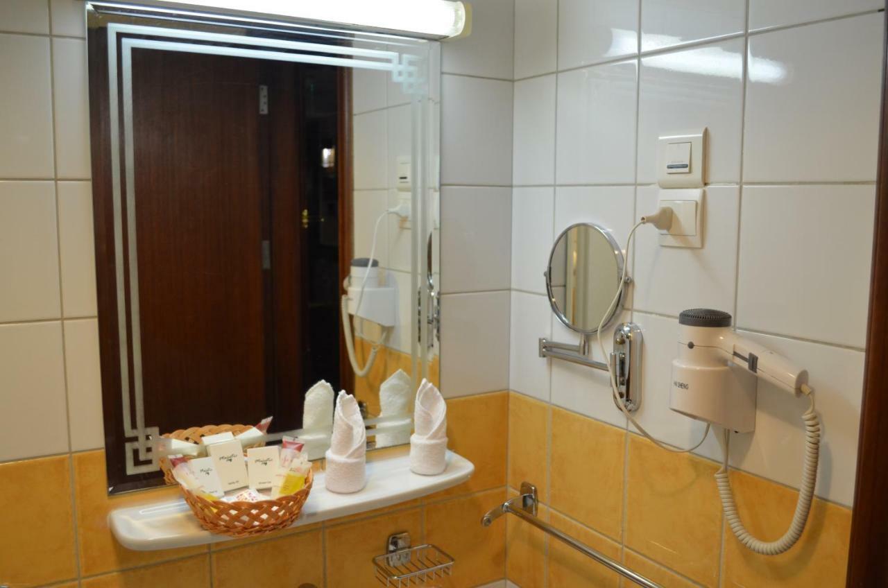 Rotana Al Mesk Hotel Medina Kültér fotó